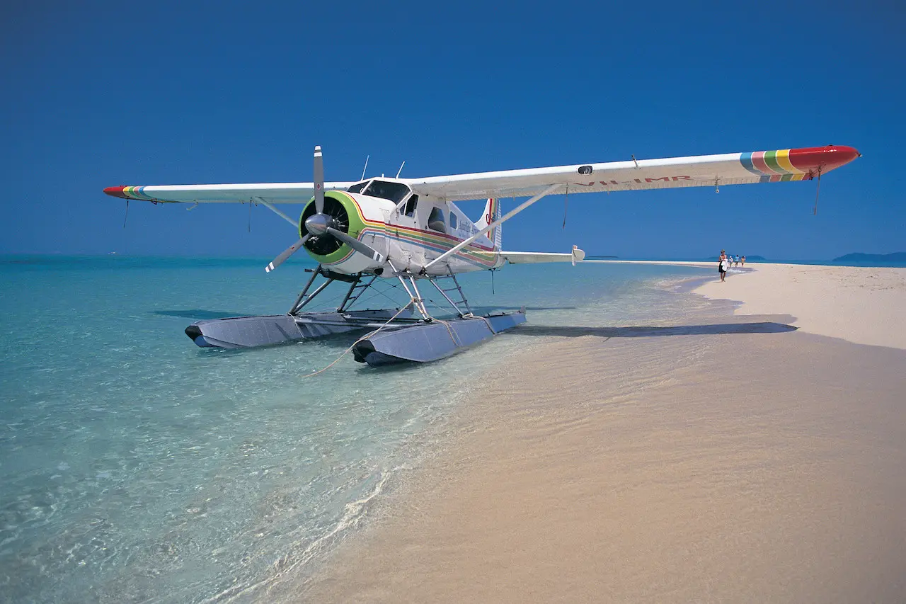Seaplane on Upolo Cay Seaplane on Upolo Cay
